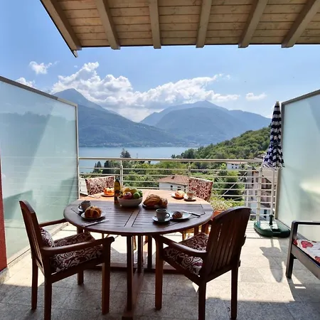 Pianello View Apartment *